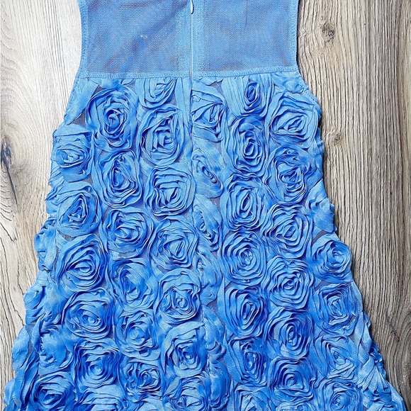 Adorable "Spring/Easter Mayoral Periwinkle Girls Dress"  Size 3 - Picture 3 of 3